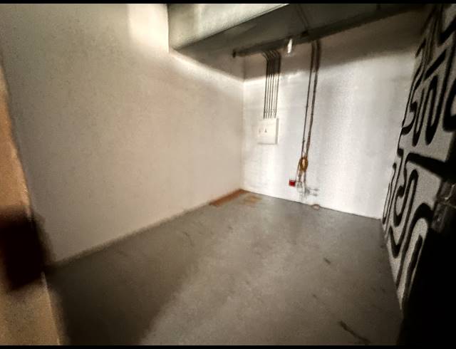 254M² OFFICE TO LET IN MILPARK